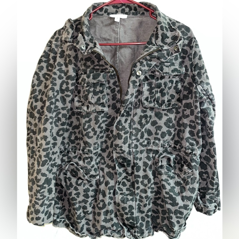 Animal Print Leopard Denim Jacket with Pockets